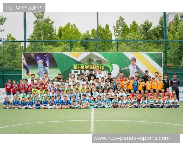 追逐梦想的绿茵场上那些感人至深的足球瞬间与无畏拼搏的故事